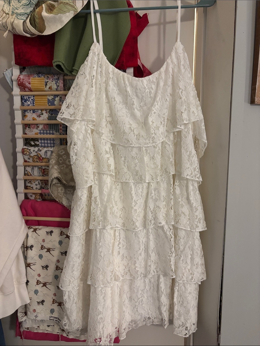 ARULA White Tiered Lace Spaghetti Strap Mini Dress